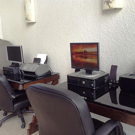 Ramada By Wyndham Oceanside Hotel Ngoại thất bức ảnh