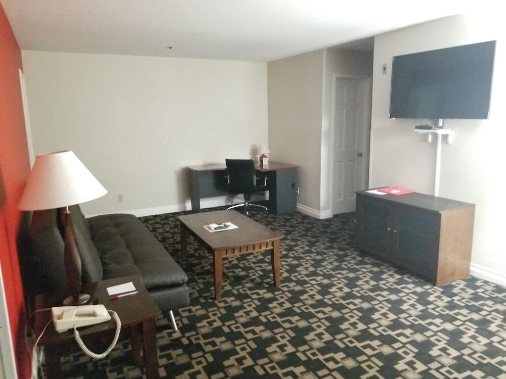 Ramada By Wyndham Oceanside Hotel Ngoại thất bức ảnh