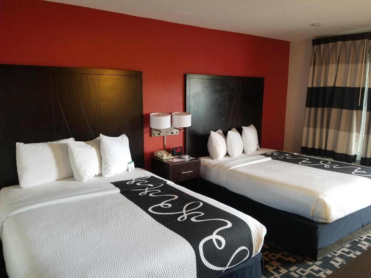 Ramada By Wyndham Oceanside Hotel Ngoại thất bức ảnh